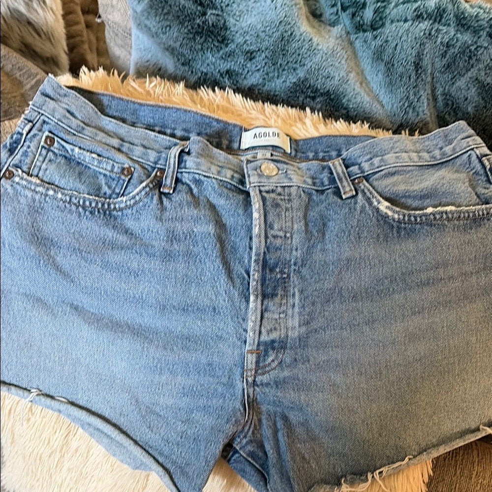 Agolde Parker Long Light Blue Denim Cutoff Shorts size 33 - Picture 2 of 8